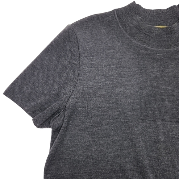 St. John Wool Sweater Short Sleeve Charcoal Gray, Size Large - Picture 3 of 16